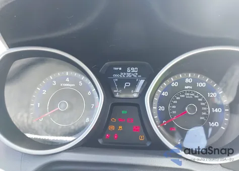 2013 Hyundai Elantra Gls z USA, uszkodzony, nr VIN KMHDH4AE3DU804198